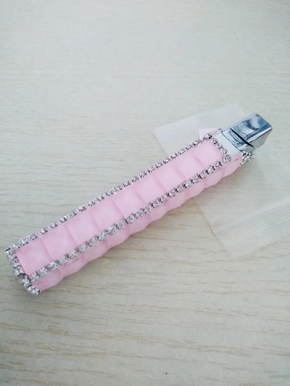 Description Picture 6 of itemGorgeous diamond lighter open flame lady lighter unusual portable cigarette accessories ( event wholesale link)