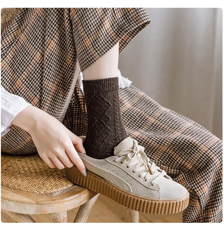 Description Picture 4 of itemWinter Cashmere Wool Woman Socks Solid Japanese Style Harajuku Retro Long Socks Women Girls Thermal Vintage Streetwear Crew Sock