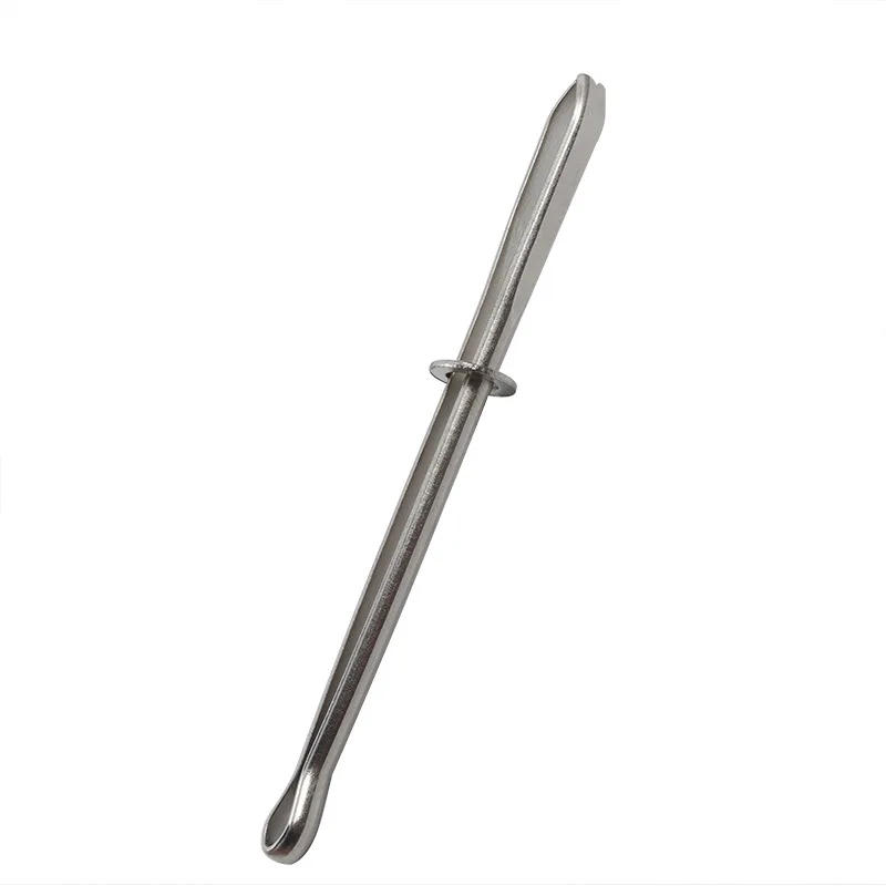 Description Picture 6 of item1/2pcs Garment Clips Needle Elastic Band Rope Wearing Threading Guide Forward Device Tool For Wear Rope Sewing DIY Sewing Tools