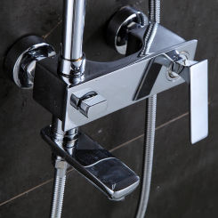 Shower Faucets Brass Chrome Bathtub Faucet Round Tube Single Handle Top Rain Shower With Slide Bar Wall Water Mixer Tap 877006