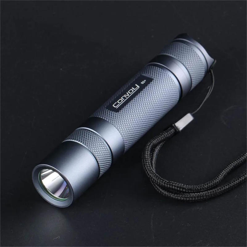 Description Picture 3 of itemConvoy S2+ SST40 Flashlight Linterna Led 18650 High Power Flash Light 1800lm Camping Fishing Lamp Desert Tan Silver Torch