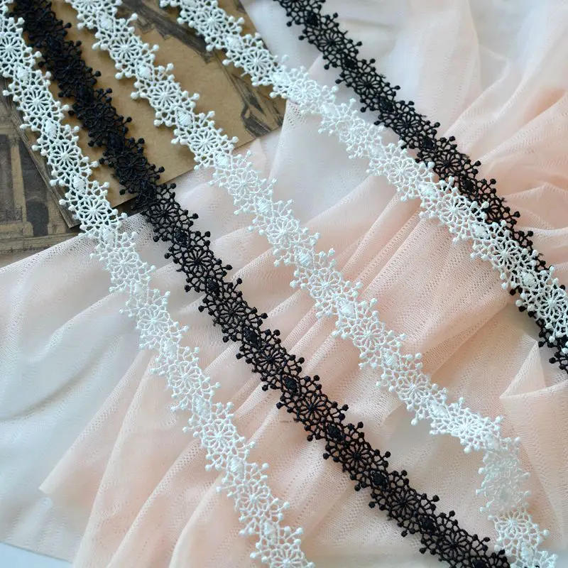 Description Picture 5 of item1.8CM Wide Exquisite White Black Cotton Polyester Lace Appliques Dress Collar Trim Fringe Ribbon DIY Sewing Apparel Accessories