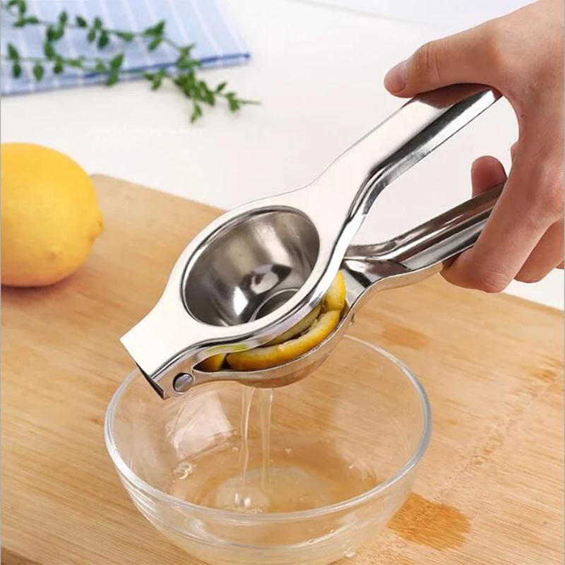 Description Picture 3 of itemManual Lemon Squeezer Stainless Steel  Citrus Juicer Hand Orange Fruit Pressing Kitchen Household  Tools Mini Portable Blender