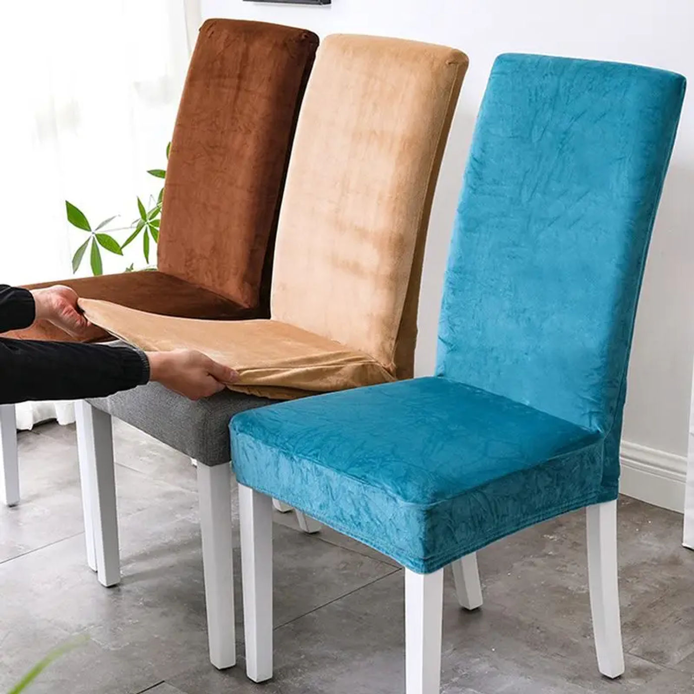 Description Picture 3 of item100% Velvet Chair Cover Super Melting Soft And Delicate  Seat Covers Chair Covers Spandex Restaurant Hotel Party Banquet