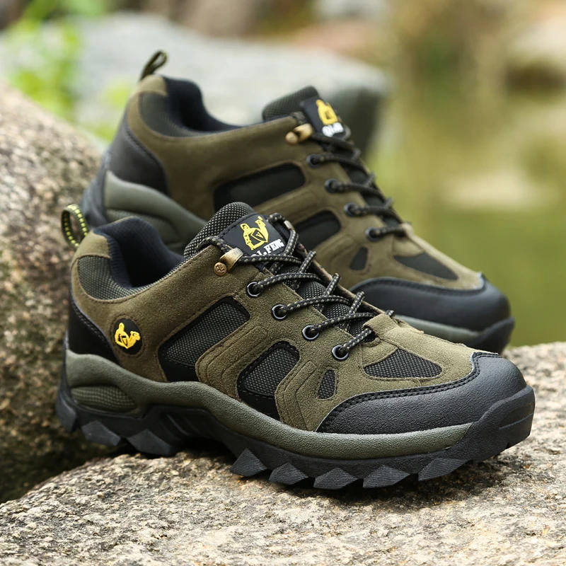 Description Picture 3 of itemOutdoor Men Women Hiking Shoes Fashion Winter Warm Fur Trail Running Shoes Lace Up Spring Lager Size Summer Sneakers Waterproof