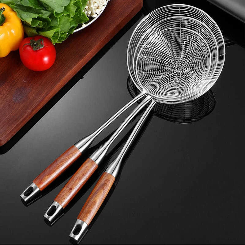 Description Picture 4 of item304 Stainless Steel Spider Wire Strainer for Cooking & Frying, Colander Ladle Skimmer with Wooden Handle - Kitchen Tools