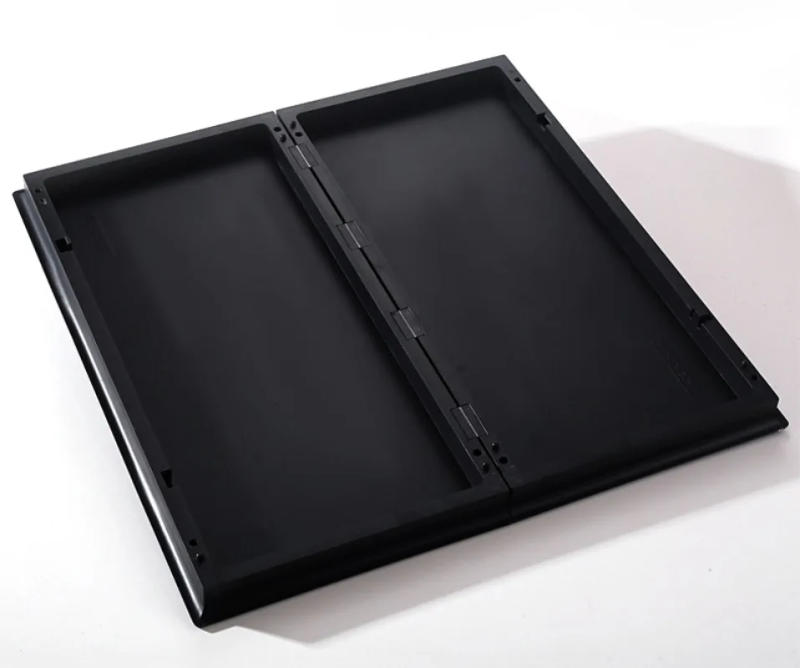 Description Picture 6 of itemMedieval Chess Sets With Magnetic Large Folding Portable Chess Board 32 Chess Pieces Board Game Chess Figure Sets