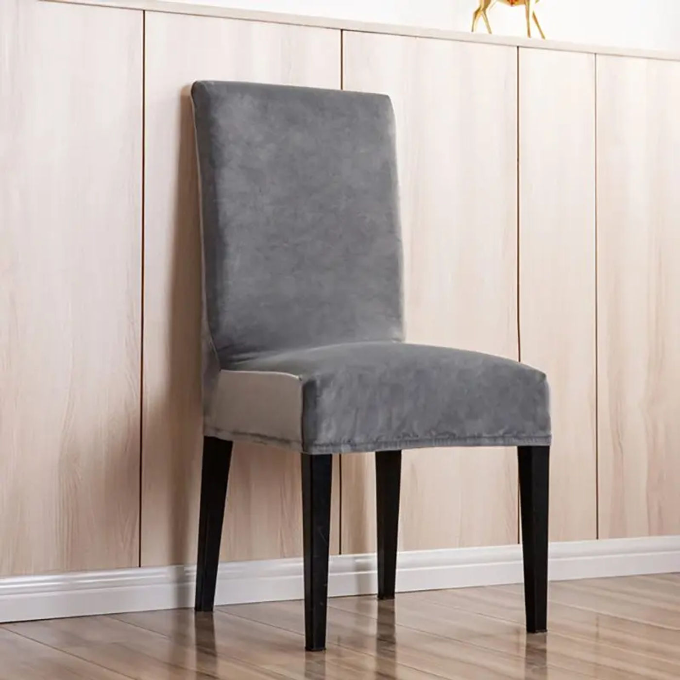 Description Picture 6 of item100% Velvet Chair Cover Super Melting Soft And Delicate  Seat Covers Chair Covers Spandex Restaurant Hotel Party Banquet