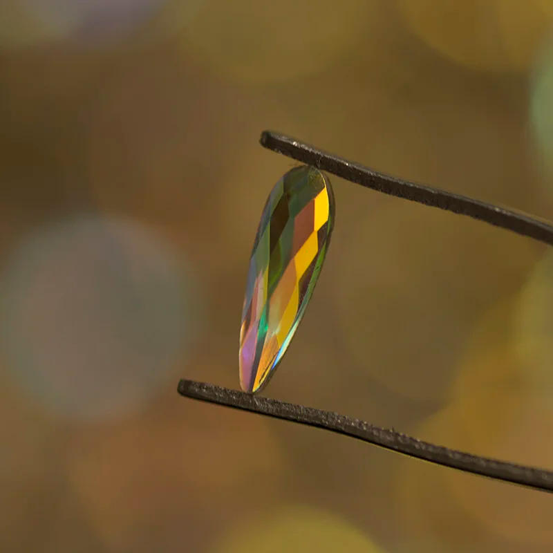 Description Picture 3 of itemTop Quality Crystal Raindrop Shape 20pcs/Pack Non Hotfix Nail Art Rhinestone Super Bright Glass Strass 3D Nail Art Decoration