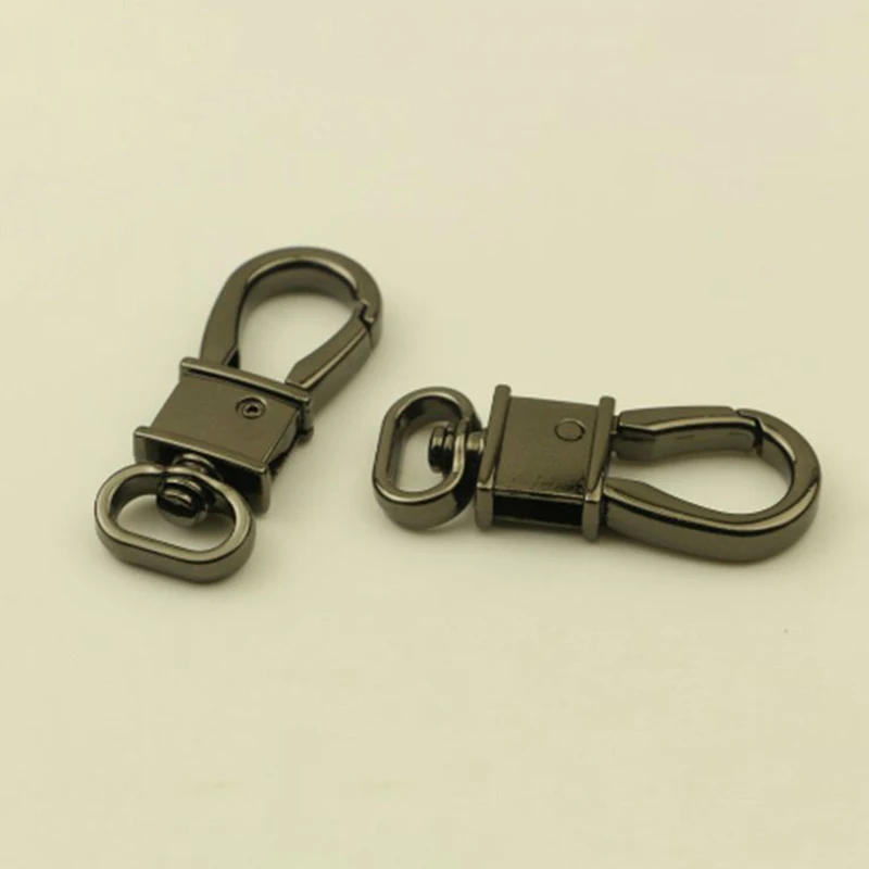 Description Picture 6 of item1pcs Metal Snap Hook Fashion Trigger Lobster Clasp Clip for DIY Leather Craft Tiny Pet Leash Bag Strap Webbing Keychain Hook