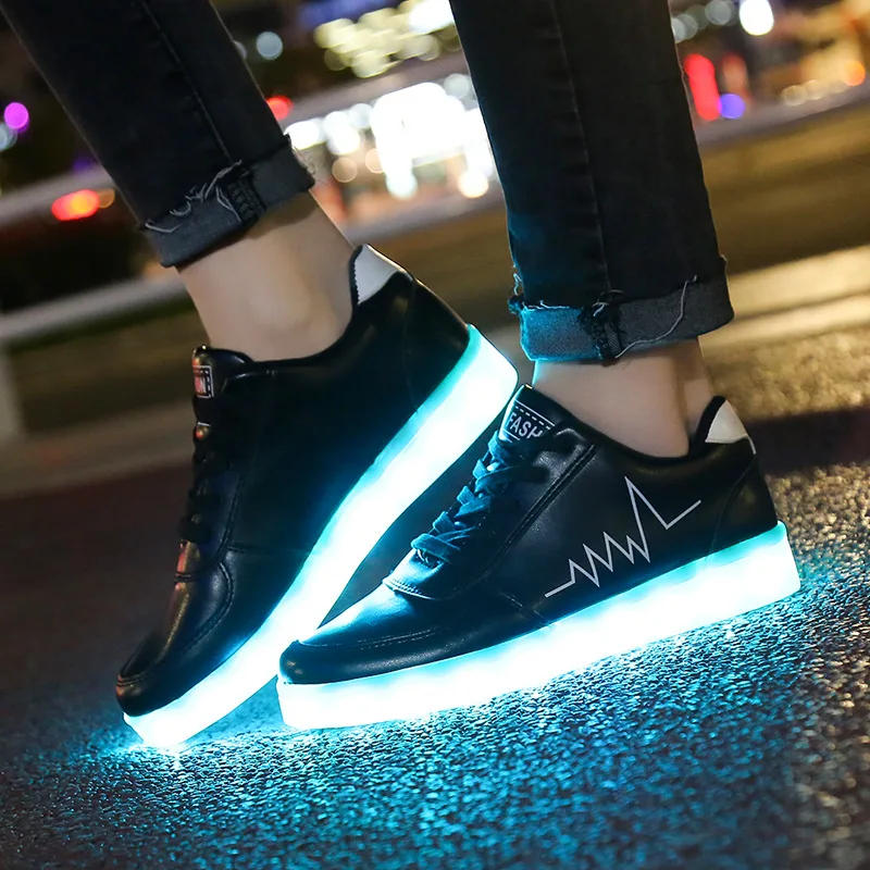 Description Picture 6 of itemSize 30-41 Glowing Sneakers for Children Boys Girls Luminous Shoes with Light Up Sole Kids Lighted Led Slippers with USB Charged