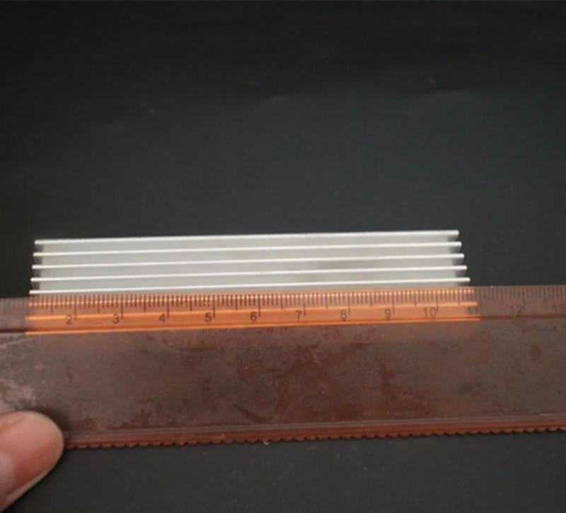 Description Picture 3 of itemAluminium Radiating Fin Cooling Heatsink 100*25*10MM for LED Power Transistor Electrical Radiator Chip