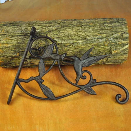 Description Picture 3 of itemDecorative Garden Durable Hook For Flower Pots Hanging Basket Hanger Wrought Bracket Wall Mounted Cast Iron Home Use ZM806