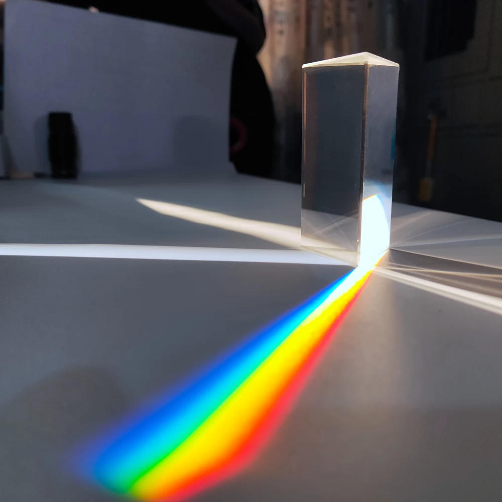 Description Picture 2 of item30x30x50mm Triangular Prism BK7 Optical Prisms Glass Physics Teaching Refracted Light Spectrum Rainbow Children Students Present