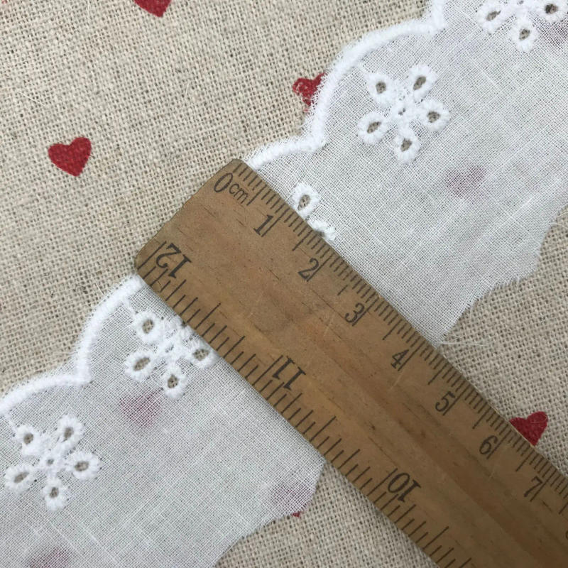Description Picture 3 of item4CM Wide Hot Embroidery White Flower Lace Fabric Trim Ribbon Applique DIY Sewing Collar Ruffle Guipure Wedding Cloth Decor