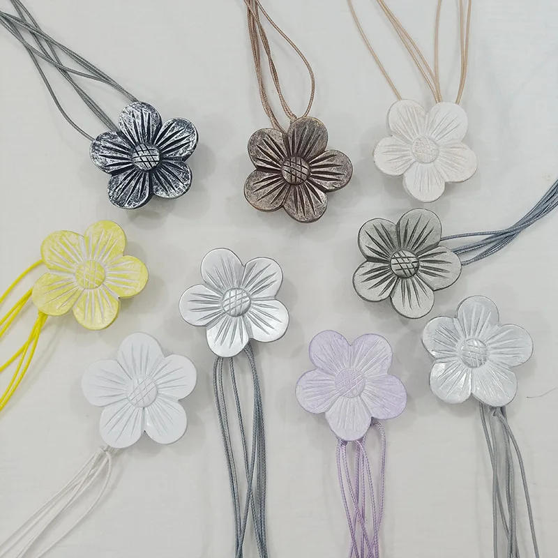 Description Picture 2 of item2020 1x Magnetic Curtain Clip Curtain Holders Tieback Buckle Clips Hanging Ball Buckle Tie Back Curtain Accessories Home Decor