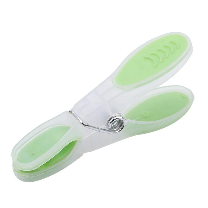 Description Picture 5 of item12pcs / Pack Soft Laundry Folder Small Drying Clip Plastic Clothespin Windproof Underwear Socks Drying Rack Clothespin
