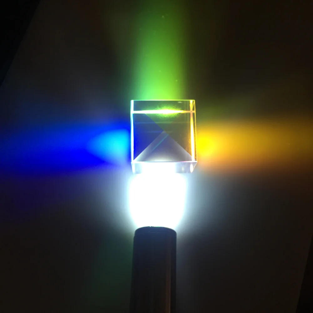 Description Picture 4 of itemDichroic Glass Cube Prism12.7mm Optical Color Prisms Laser Cube for Decorating  Birthday Gift  Rainbow Glass Beam Combiner