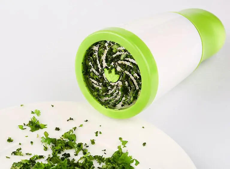 Description Picture 5 of itemParsley Spice Mincer Stainless Steel Manual Herb Mill Vegetable Grinder Chopper Condiment Container Shaker Mills Kitchen Tools