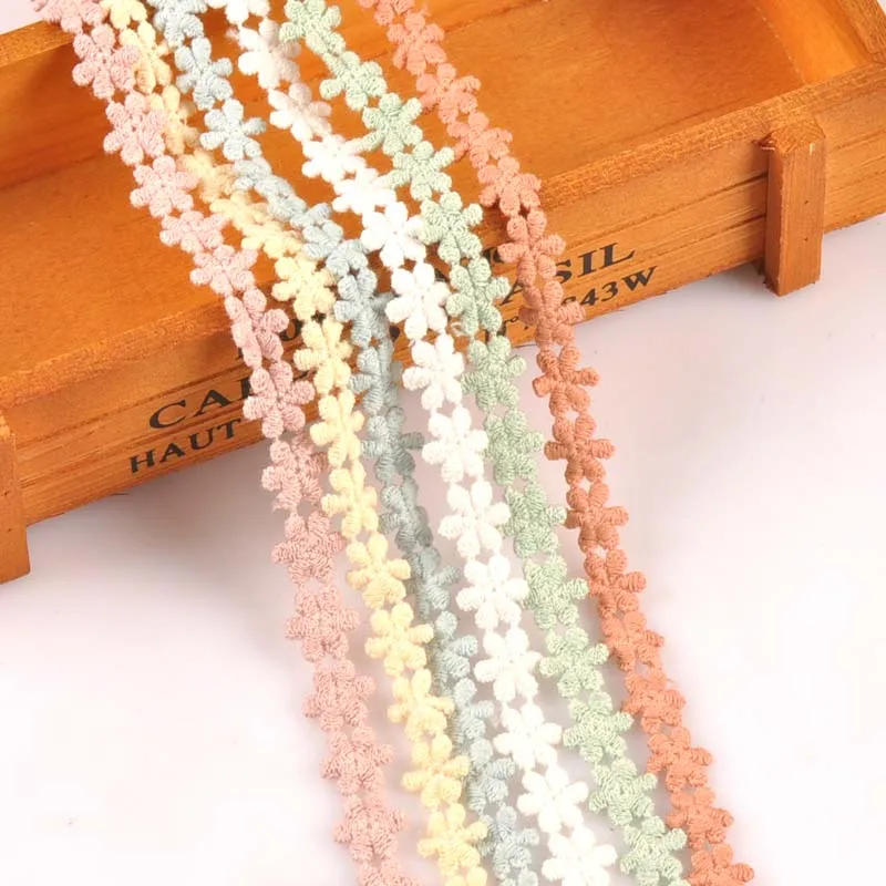 Description Picture 2 of item2yard 13mm Flower pattern Handmade Lace Trim Patchwork Ribbon DIY Garment Sewing headwear Accessories cp2449