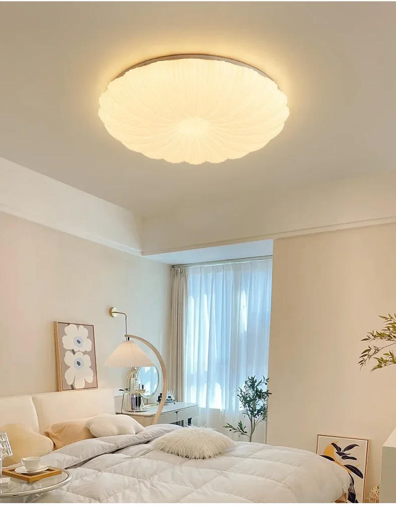 Description Picture 4 of itemNordic Bedroom Lamp Round Petal Ceiling Lamps Simple Warm Romantic Children's Room Boys Girls Room Decoration Ceiling Lights LED