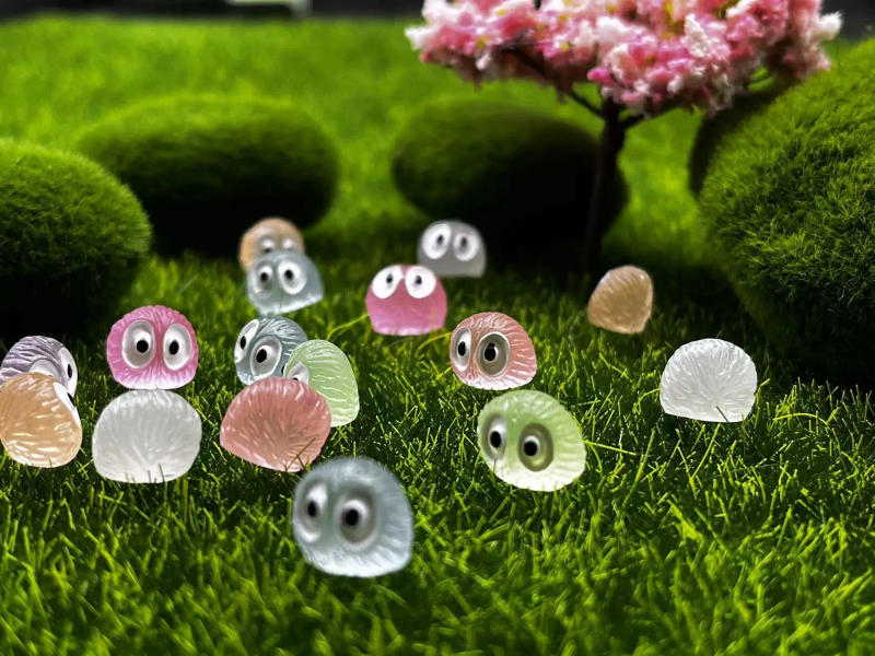 Description Picture 5 of item200PCS Luminous Coal Elfs Black Ball Sprite Miniature Eye Monster Fairy Garden Decoration Figurine Kawaii Home Decor Accessories