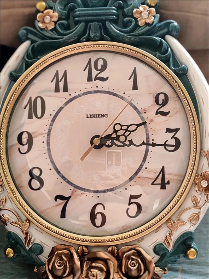 Description Picture 4 of itemDouble-sided Wall Clocks Vintage Art Decoration Clocks Living Room Elegant Clock Silent Luxury Wall Watch Aesthetic Decorations