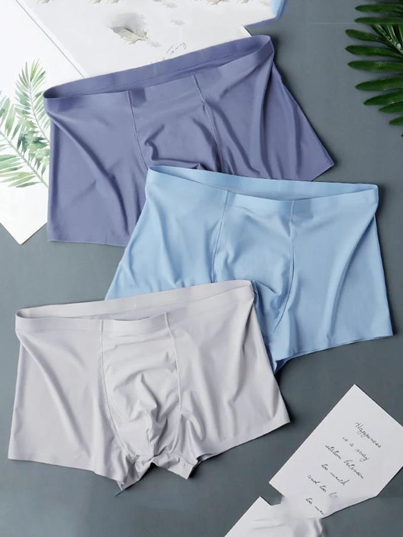 Description Picture 3 of itemMen's Ice Silk Sexy Seamless Ultra-thin Boxer Briefs Shorts Underwear Underpants Male Breathable Panties