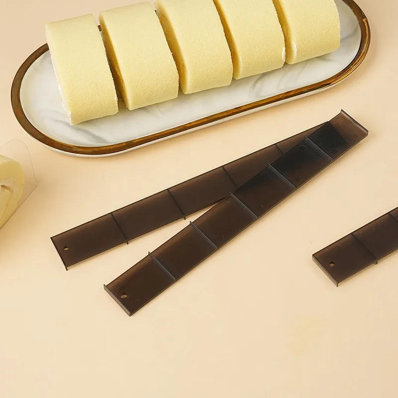 Description Picture 6 of item4pcs Cake Roll Ruler Cutter Specialized Uniform Division Mold Pastry Baking Kitchen Layering Tool03