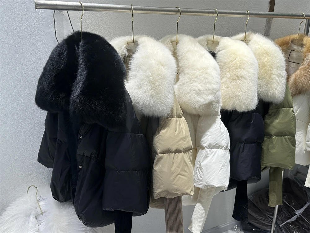 Description Picture 3 of itemOFTBUY 2023 Duck Down Jacket Winter Women Coat  Super Large Real Silver Fox Fur Collar with Knit Sleeve Fashion Luxury Outerwear