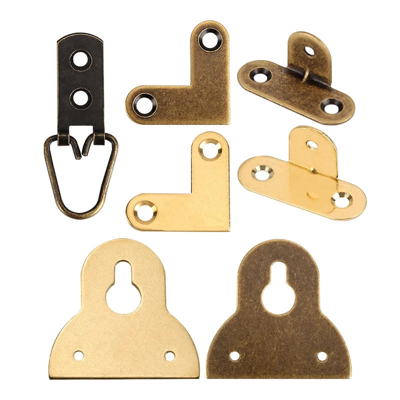 Description Picture 4 of item4/8Pcs Retro Label Tag Frame Holder Picture Photo Wall Hanger Hook Brass Corner Bracket Right Angle Support Fastener with Screw