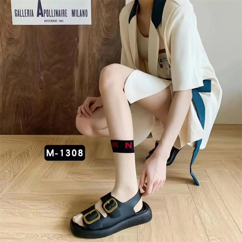 Description Picture 5 of itemNew Colorblocking Socks Alphabet Print Sports Fashion Socks Pure Cotton Comfortable Soft Thin Breathable Casual