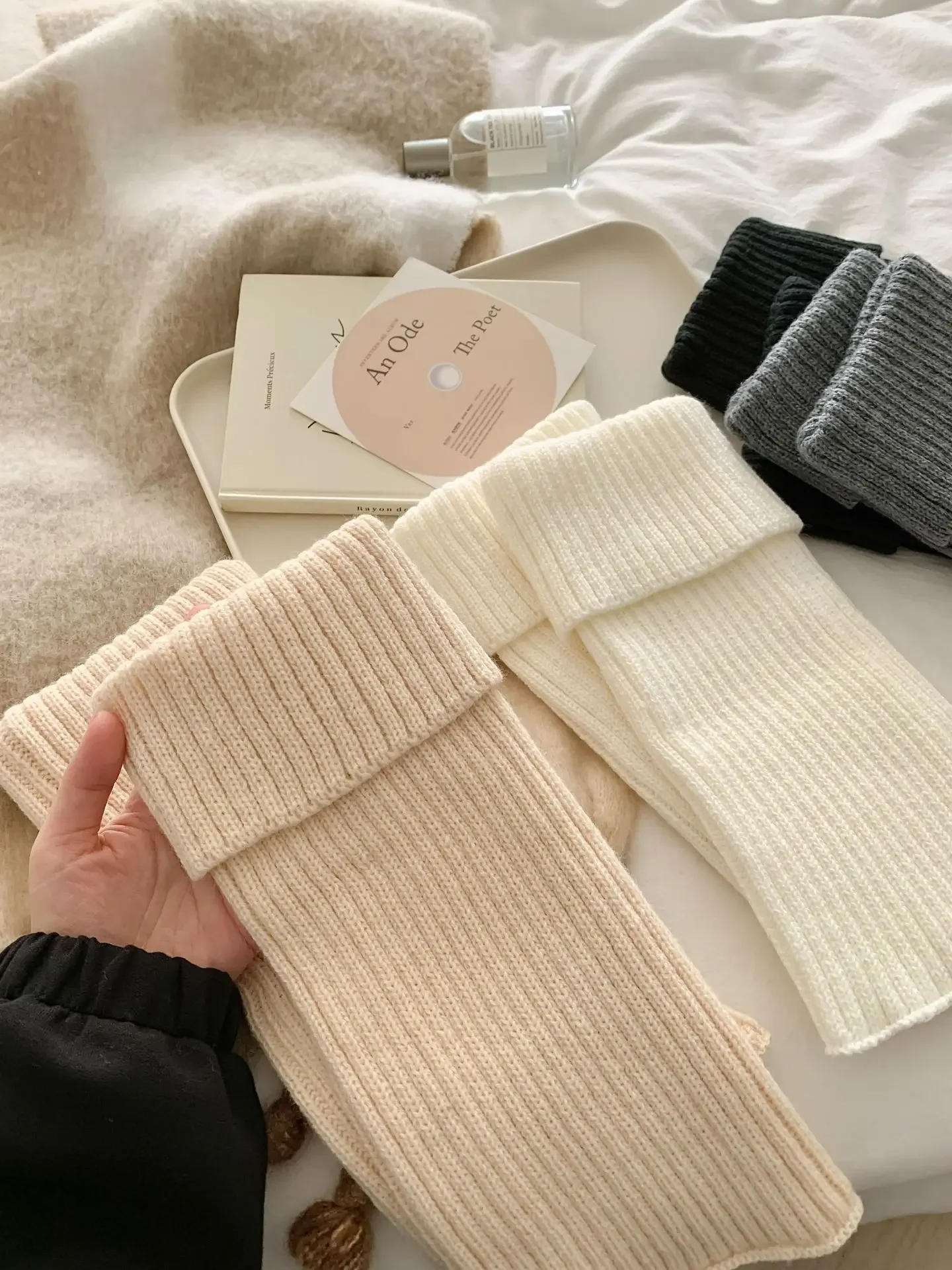 Description Picture 6 of itemThickened Leg Warmers Long Socks Korea Style JK Uniform Bubble Socks Fashion Lolita Girl Loose Socks Women's Versatile Stockings