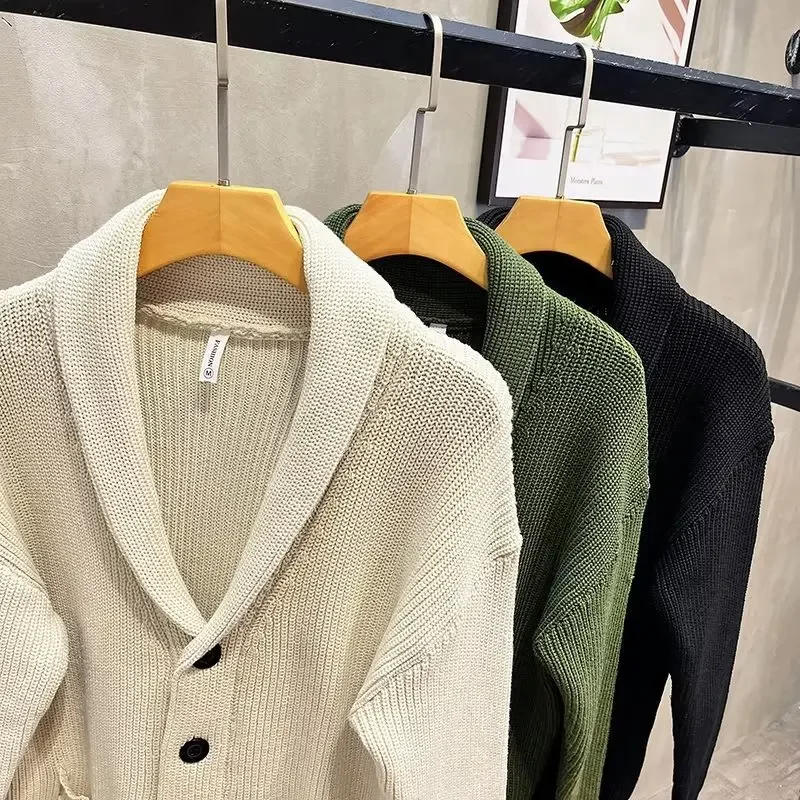 Description Picture 2 of item2023 Autumn/winter Men's Shawl Collar Sweater Jacket Business Casual Knitted Top Slim Fit Style Vintage Smooths Silhouette