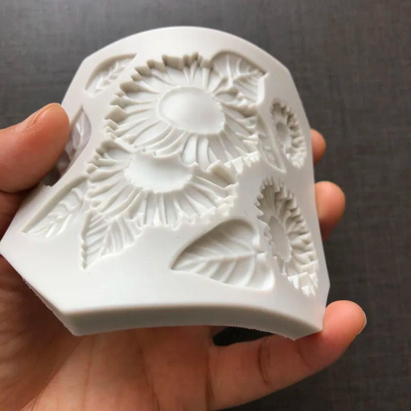 Description Picture 4 of itemTree Branches Sunflower Cake Silicone Molds Cupcake Fondant  Decorating  Chocolate Candy DIY Tools