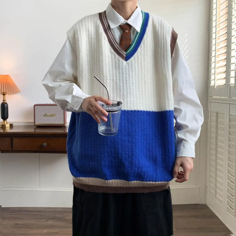 Description Picture 5 of itemAutumn New Style Men's V-neck Knitted Topvest Hongkong Trendy Color Block Couple Model Loose Fit Sweater Casual Scene