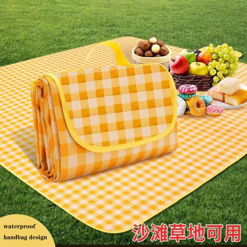 Description Picture 4 of itemFoldable Picnic Mat Moisture-proof picnic set portable blanket picnic Sleep Pad Waterproof Oxford Cloth Picnic camping blanket