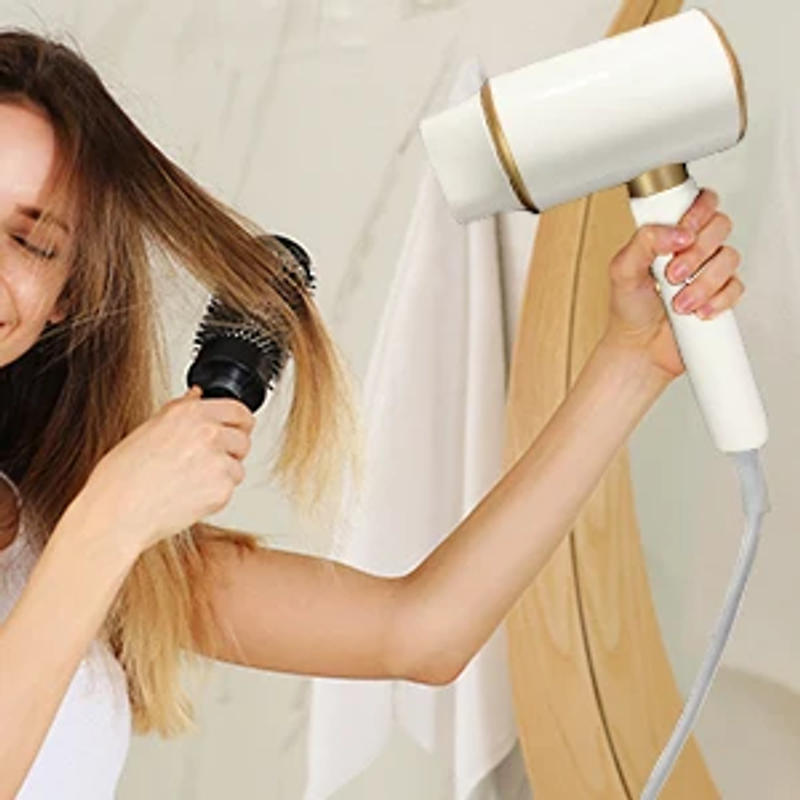 Description Picture 5 of itemHousehold Negative Ion Hair Dryer 2000W Hot And Cold Air Fast Drying Hair Care Hair Dryer Low Noise With Wind Collection Nozzle