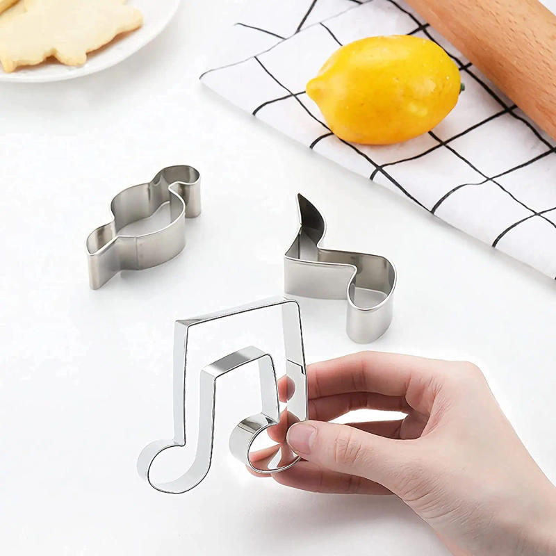 Description Picture 4 of itemMusic Note Cookie Cutter Mould Stainless Steel Piano Violin Guitar Piano Keyboard Biscuit Mold Fondant Pastry Decor Baking Tools