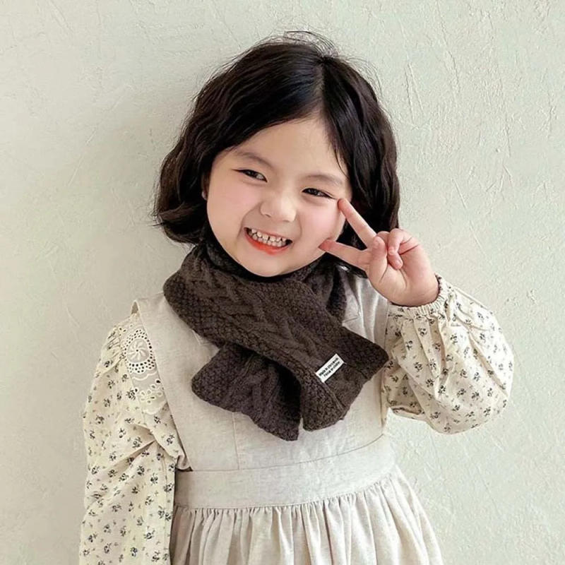 Description Picture 6 of itemVersatile Elastic Children Knitted Scarf Trendy Solid Color Kids Woven Neckerchief Korean Style Long Winter Cross Muffler Boys