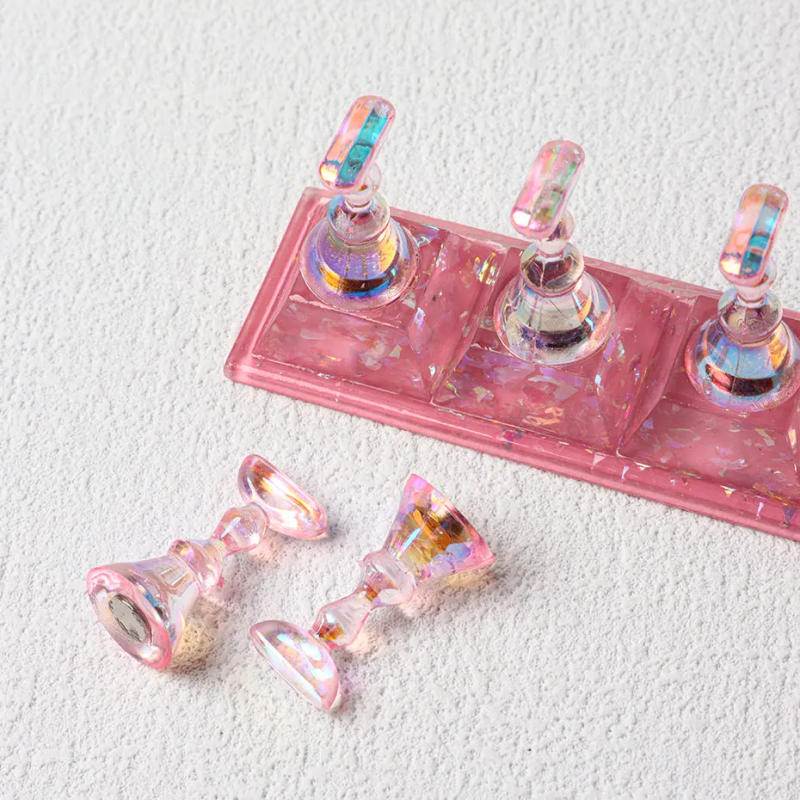 Description Picture 6 of itemAurora Chess Borad Magnetic Nail Tips Display Stand Resin Show Nail Holder Practice Gel Polish Nail Tips Showing Shelves Tools