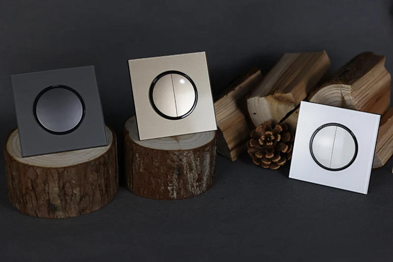 Description Picture 4 of itemYINKA Universal Round Tempered Glass Home Wall Switch Panel LED Indicator Black/Grey/Gold/White 250V 86mm*86mm Wall Light Switch