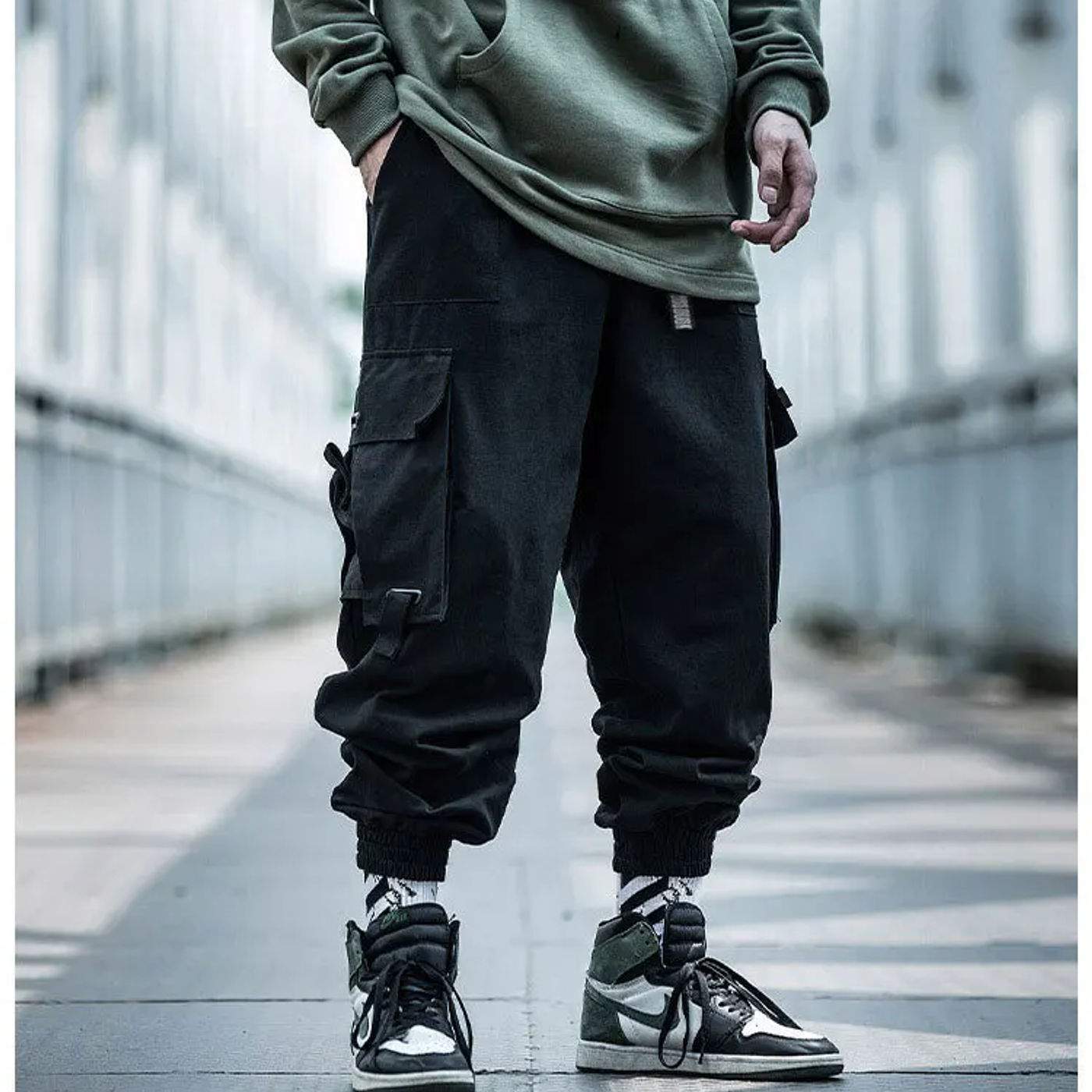 Slide fcf85b5c53c04a5c967b8fc0bce70687