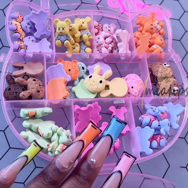 Description Picture 4 of item1 Boxed 3D Kawaii Bear Shaped Nails Art Charms Accessories Resin Cartoon Nail Jewelry Parts Charms Manicure Accessories