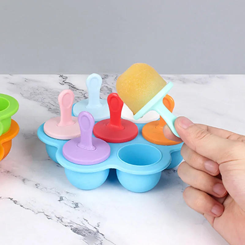 Description Picture 5 of itemColorful Silicone Ice Cube Tray Seven Hole Ice Cream Stick Mold - The Lid Color Is Random, Perfect for Making Homemade Popsicles