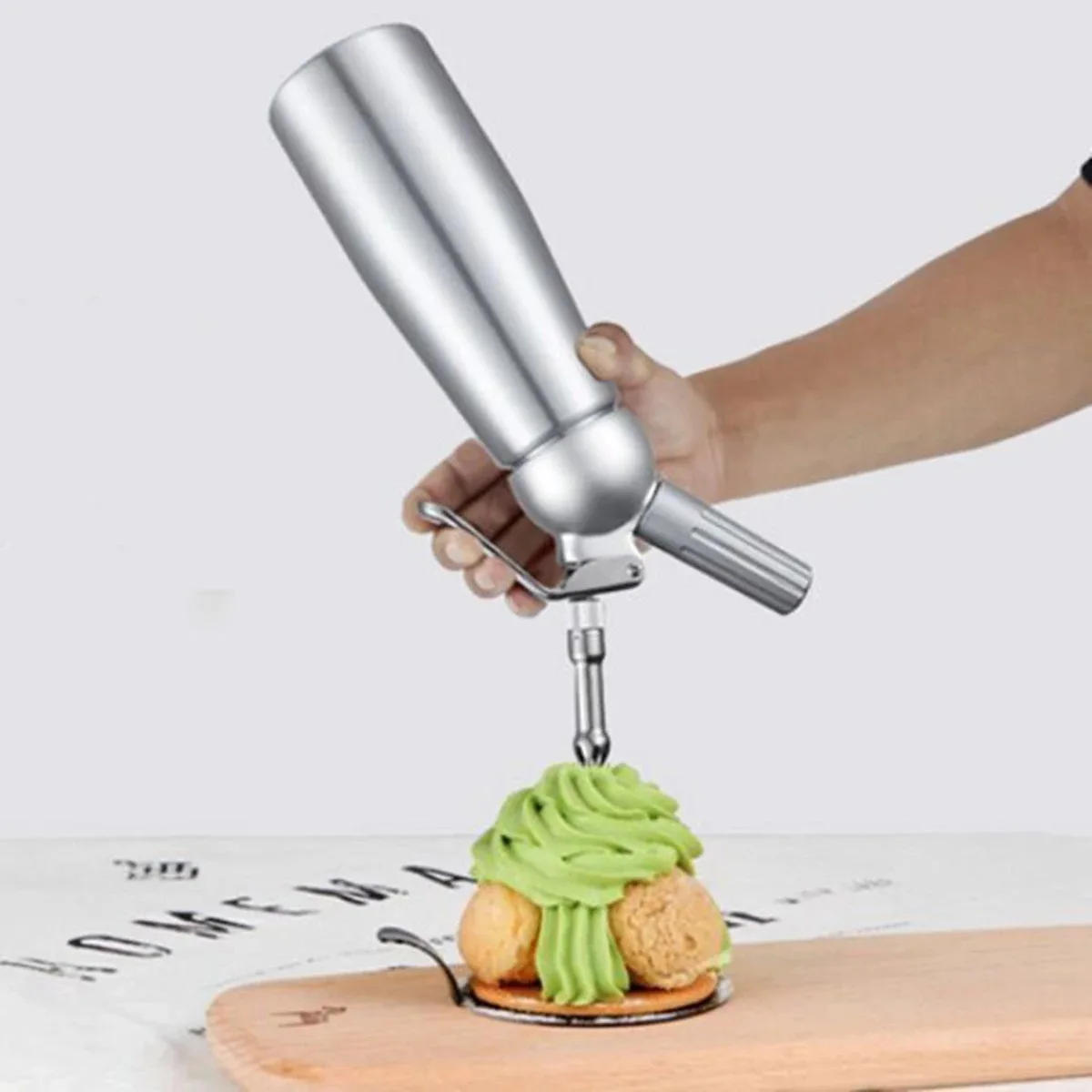Description Picture 5 of item17oz 34oz Whipped Cream Dispenser 500 1000ml Cake Piping Gun Siphon Squeeze Bottle Dessert Tool Cream Whippers