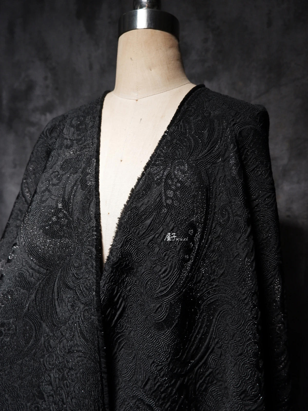 Description Picture 5 of itemJacquard Pattern Fabric for Clothing Outerwear Special Texture Designer Polyester Spandex Material Cloth Apparel Diy Sewing