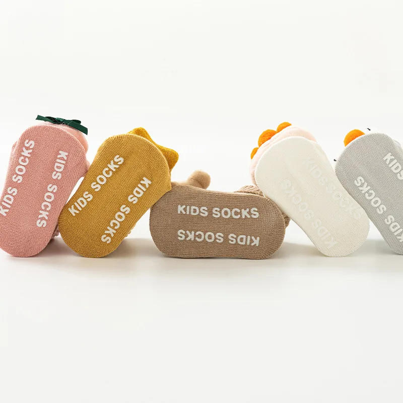 Description Picture 5 of itemBaby Socks Spring and Autumn Non-slip Floor Socks Cute Cartoon Cotton 3D Doll Newborn Baby Toddler Socks 0-24 Months