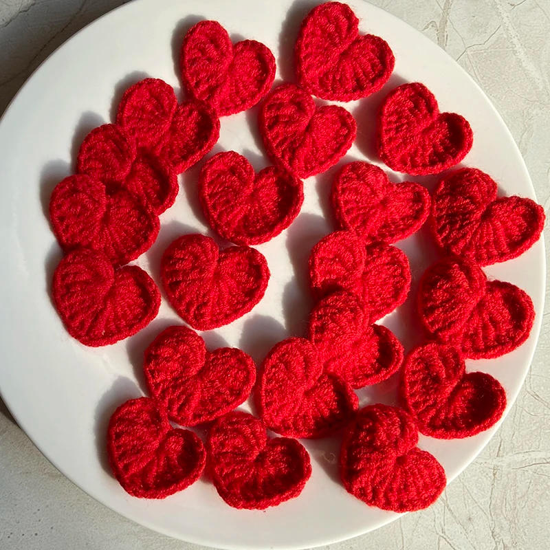 Description Picture 3 of item20PCS Crochet Hooked Hearts 3CM Cotton Thread Various Colors DIY Handmade Wool Hooked Sewing Supplies محك الخطاطاف 애심을 베풀다