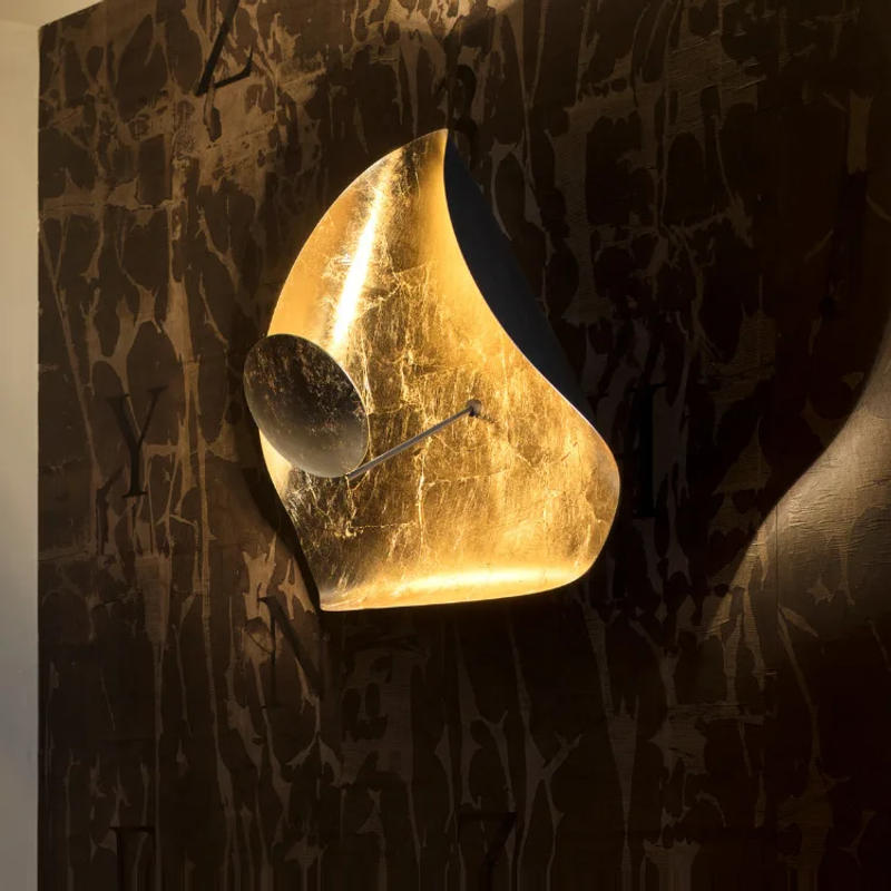 Description Picture 5 of itemItaly Design High Quality Ceiling Lamp Surface Mounted Led Light